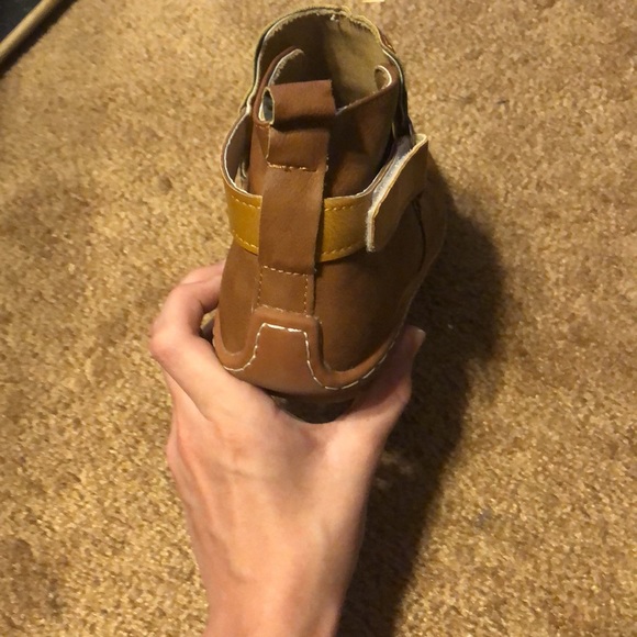 nice boots size 8 - Picture 2 of 3